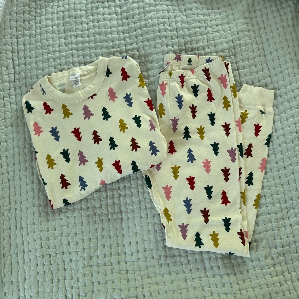 Hanna Andersson Adult Long John Christmas PJs - Festive Forest on Ecru